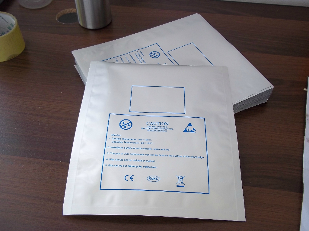 LED贴片包装袋 光电行业专用防静电防潮包装 图片_高清图_细节图-东莞市跃飞包装制品 -
